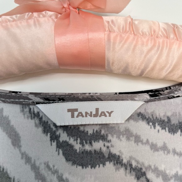 TanJay Brand, Size: XL, Black/Grey/White, interesting Pattern, Embellished, EUC - Picture 3 of 8